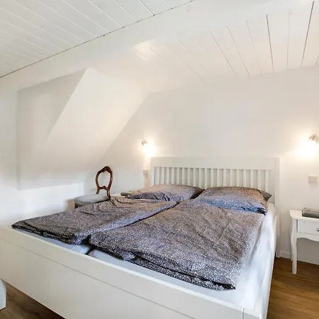 Reetkate Semesterbostad *